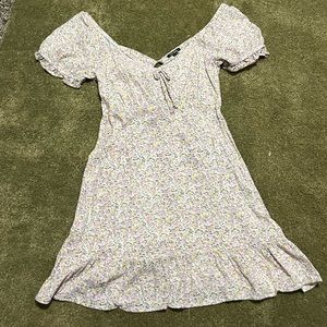 White summer dress, only worn once